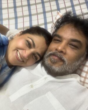 Kushboo Instagram - From then on, 22nd Feb 1995, to now, 22 Feb 2024, nothing has changed. 

Except that I have grown older and you have salt n pepper sauciness now.  The love, respect for each other, accepting each other with our minuses, encouraging each other to give and do our best. Standing by each other in times of crisis like pillar of strength. Holding each others hand and walking the path to build what we have today, our beautiful family. 

It’s been 29years since you proposed to me and I accepted without any cameras or pictures or social media . Or even without thinking twice or blinking my eyes. Like they say, at times best decisions are made with gut feeling. And today you prove my gut right. 

I love you with all my heart my better half. Accepting your proposal was the best decision of my life. I love you the same as I did 29 years ago. 

#HappyProposalDay. ❤️❤️❤️