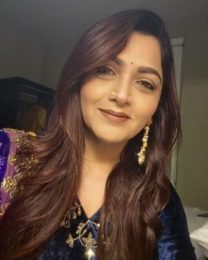 Kushboo Instagram - "Your smile is your best accessory—let's spread some positivity! 😊 #ShareYourSmile"