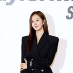 Kwon Yu-ri Instagram - @taylormadegolf_korea 서울 여의도 IFC몰에 새로운 테일러메이드 스토어가 열렸어요 ⛳️ opening their new Taylormade Seoul store in Yeouido IFC Mall. Limited edition + exclusive products가 많아서 저도 두근두근 .. 빨리 필드나가고싶어지더라구요 ⛳️ 테일러메이드 앰버서더로 활동할 수 있어서 너무 행복하고 감사합니다🏌🏻‍♀️. 구경가보세요 ^^* IFC Mall, Seoul