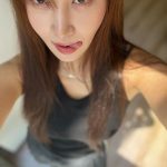 Kwon Yu-ri Instagram - 😎📻