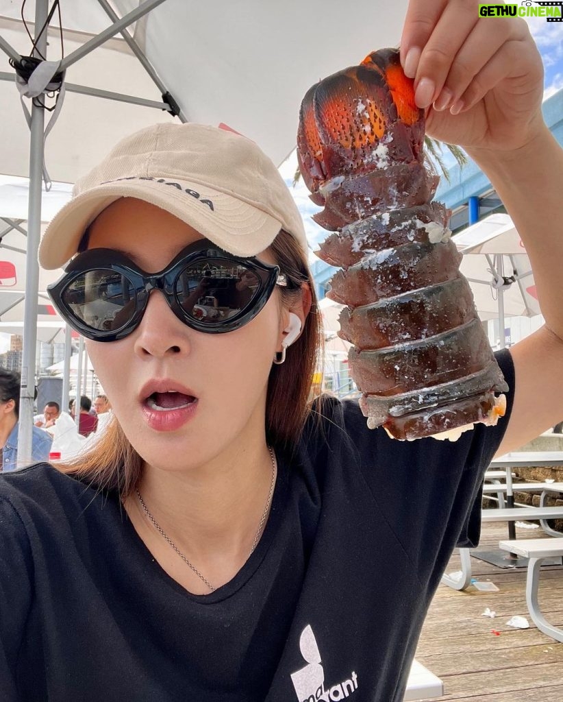 Kwon Yu-ri Instagram - 노량진수산시장🐟🐠🍤 Fish Market Sydney