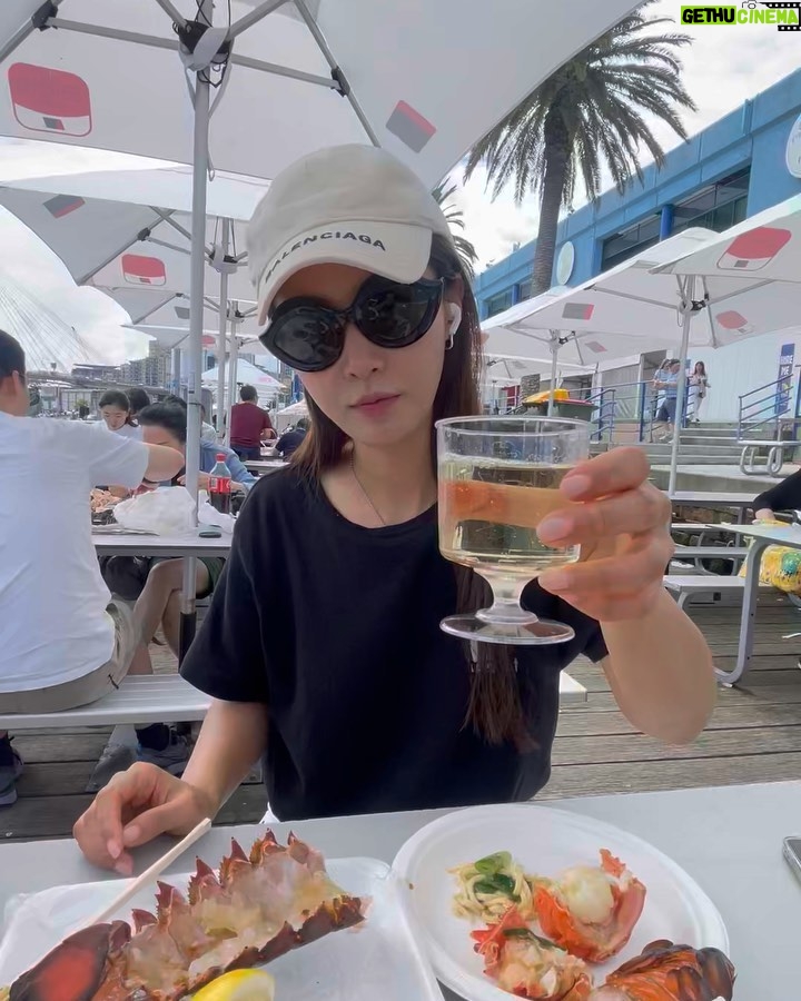 Kwon Yu-ri Instagram - 노량진수산시장🐟🐠🍤 Fish Market Sydney