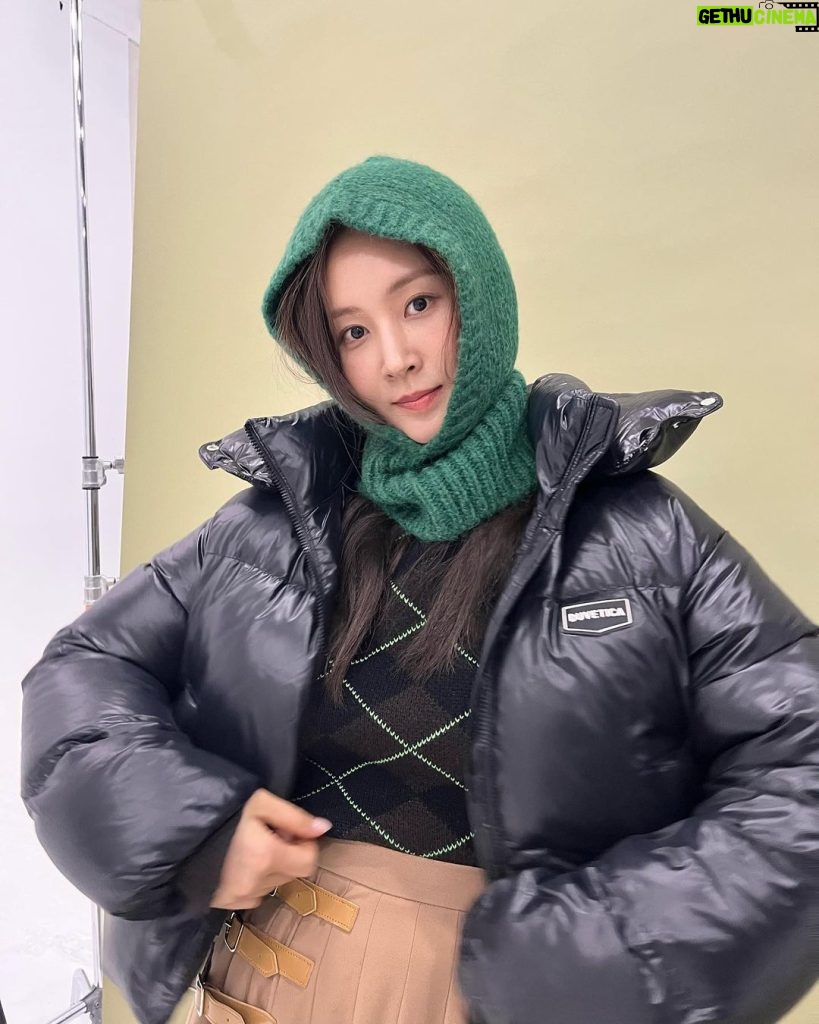 Kwon Yu-ri Instagram - 🎄🥨