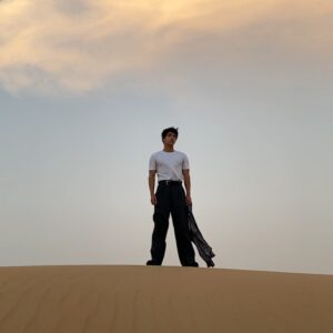 Kyle Hanagami Instagram - Who wants to meet me in Dubai? ♥️