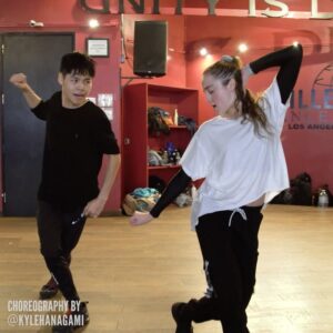 Kyle Hanagami Instagram - I love watching these two dance my choreography. ♥️♥️ Dancers: @kayceericeofficial @seanlew
ADORE YOU by @harrystyles 
Filmed by @ryanparma at @mdcdance #dance #choreography #dancers #kylehanagamichoreography