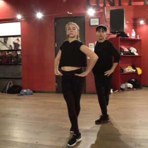 Kyle Hanagami Instagram - Love these two. Thank you for assisting me this week @seanlew @kayceericeofficial. (I told you I’d choreograph to it @sabrinacarpenter ❤️❤️❤️) Filmed by @ryanparma at @mdcdance 
#dance