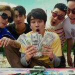 Kyutae Sim Instagram - “ไม่เสี่ยงไม่รวย The Mousses” ชมได้แล้วที่ YouTube/genierock #ไม่เสี่ยงไม่รวย #TheMousses #genierecords #kyutaeoppa