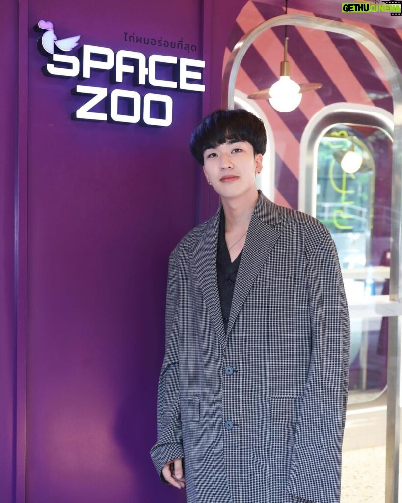 Kyutae Sim Instagram - เกาหลีขายไก่ @spacezoo_thailand