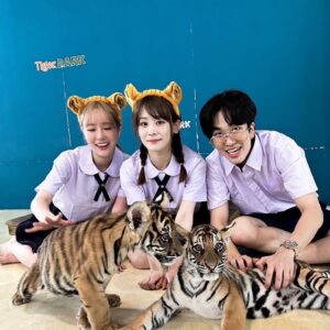 Kyutae Sim Instagram - ผมขอโทษกับเรื่องราวทุกอย่างที่เกิดครับและขอโทษที่ทำให้ทุกคนผิดหวังในตัวผม
ยังมีหลายอย่างมากที่ผมต้องเรียนรู้และแก้ไข ผมยอมรับว่าผมจัดการกับปัญหาได้ไม่ดีโดยเฉพาะเรื่องอารมณ์ วุติภาวะ และการตัดสินใจ 

จริงๆผมกลัวที่จะพูดอะไรเยอะเกินไปผมไม่อยากให้มันเกิดดราม่าเพราะมันเกิดกับตัวผมมาหลายครั้งแล้ว

จากนี้ไปผมจะมีสติรอบคอบและจะระวังให้มากขึ้นเวลาทำงานรวมถึงการถ่ายคลิปกับแขกรับเชิญ

บทเรียนครั้งนี้ทำให้ผมรู้สึกว่าผมยังเด็กอยู่มาก ผมต้องรอบคอบมากกว่านี้
ขอโทษทุกๆคนนะครับ
ขอโทษทุกคนที่ผมพูดไปในคลิปยูทูปและทำให้ทุกคนเข้าใจมินามิซังผิด
และผมเสียใจที่ออนคลิปชี้แจงไปแล้วทำให้หลายคนเข้าไปตำหนิมินามิซัง  ผมได้ตัดสินใจลบคลิปนั้นไปแล้วครับ 

ขอโทษทุกคนจากใจจริงๆครับ 

ล่าสุดผมได้คุยและได้ขอโทษมินามิซังแล้วครับ