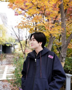 Kyutae Sim Instagram - ร้อนครับ