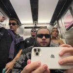 Léo Belmonte Instagram - feriado e tomorrowland foram doideraaa 🤪 sempre bom estar com meus colegas de escola davizin e cilindro, vulgos @guisetaoficial e @jeanpaulo_campos kkkkk special thanks @infinitastravel e @lucaslanes 🫶🏻