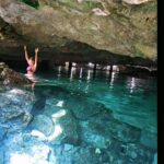 Lívia Andrade Instagram – Uma metamorfose ambulante… Minha energia vai se adaptando, corpo e alma transmutando… 🙌💙🌙🌟 #tulum #yaxmuul #cenote #mexico Yaxmuul-La Jungla Maya