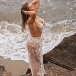 Lívia Andrade Instagram - A cara de felicidade da pessoa que tomou seu bom banho de MAR no dia 01/01/2024 🌊💙🌟