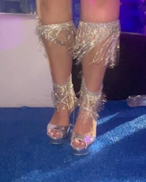 Lívia Inhudes Instagram - start no meu CARNAVAL 🌟