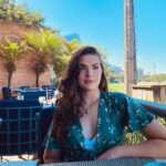 Lívia Inhudes Instagram - domingo perfeito 💚 Rubaiyat Rio