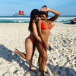 Lívia Inhudes Instagram - aqui e agora 🫶🏻💛 Rio de Janeiro, Rio de Janeiro