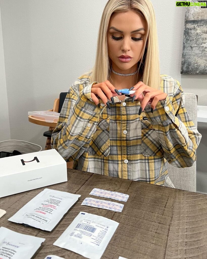 Lala Kent Instagram - Ladies, after a lot of research on this brand, I decided to take the @modernfertility at-home hormone test. I’m hooking you up with $30 off and sharing why I decided to test my fertility below. As a 32-year-old woman, who wants to have another child one day, I wanted to check in on my fertility health, just to get some peace of mind. As many of you probably know, your fertility declines as you get older. That’s why it’s crucial to check these levels. One of the hormones they test is AMH which can give you insight into whether you have more or fewer eggs than average for your age. I actually learned that 87% of women would change their plan if they found out they had fewer than average for their age AND 65% of women took additional steps after receiving their Modern Fertility results. I’m personally excited to learn about my reproductive timeline to help me make informed decisions about our future family. I know going to a doctor can be time-consuming and expensive, especially if you don’t want kids any time soon, but this is a great first-step because you can take it at home and use the results to jump start a convos with your doctor. Head to the link in my bio or visit my link modernfertility.me/lalakent for $30 off your first fertility hormone test. #modernfertilitypartner #sponsor #womenshealth #infoispower