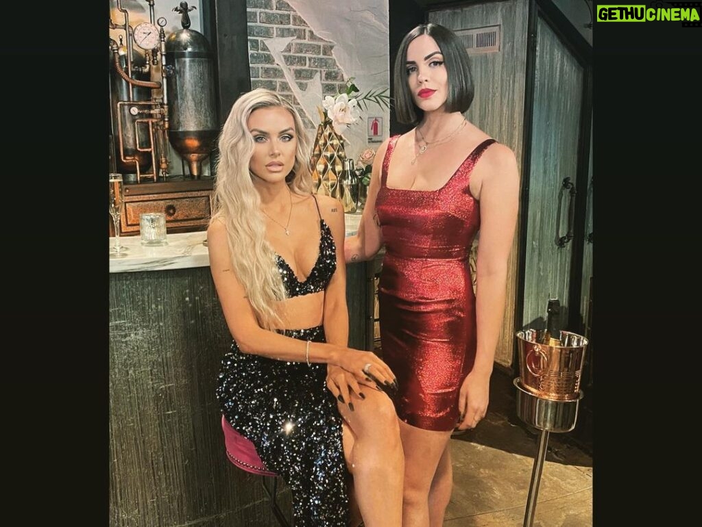 Lala Kent Instagram - Mains with my Mains. Season 10 coming soon!!!! #pumprules