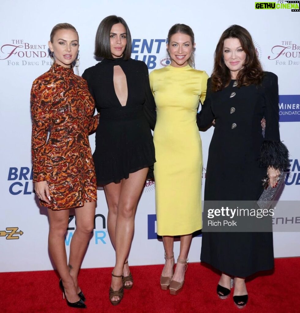 Lala Kent Instagram - Over the weekend my sobriety was acknowledged at the @brentshapirofdn charity event. I am honored and humbled by this. This foundation does such incredible work. Taking pain and tragedy and turning it into purpose- giving kids the opportunity to a bright future by incentivizing them to stay sober in their most vulnerable and impressionable years. I am so proud of the kids who got scholarships, and I can’t wait to see what they do in this world. I’m grateful for the people who have supported me in my sober journey, protecting me and believing in me. I am blessed beyond words. Thank you to Bob and Linell Shapiro for this great honor. Together, we will not only change lives, but save them, in honor of Brent 🤍 Photo credit: @gettyentertainment x Rich Polk