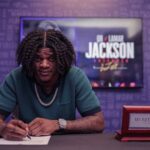 Lamar Jackson Instagram - THANK GOD🙏🏾✍🏾 #CANTTHANKHIMENOUGH #Truzz