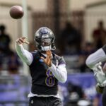 Lamar Jackson Instagram - YR6🏆🙇🏾‍♂️🙏🏾💜🖤 #Truzz #General🪖