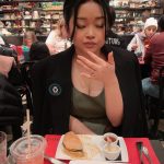 Lana Condor Instagram - This post has one purpose only: a freaking LOVE LETTER TO THE BEST BURGER (& mac) IVE EVER HAD, in Paris. … you guys don’t understand… it was simply perfect. Swipe for video shock 🍔 Dinand par Ferdi
