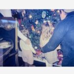 Lana Del Rey Instagram - 𝓘𝓽 𝔀𝓸𝓾𝓵𝓭 𝓫𝓮 𝓪 𝓫𝓵𝓾𝓮 𝓒𝓱𝓻𝓲𝓼𝓽𝓶𝓪𝓼 𝔀𝓲𝓽𝓱𝓸𝓾𝓽 𝔂𝓸𝓾 𝓭𝓸𝔀𝓷 𝓱𝓮𝓻𝓮 𝓲𝓷 𝓜𝓮𝓶𝓹𝓱𝓲𝓼! I just know you’re gonna have the best time tuning into Christmas at Graceland, there are so many different surprises and performances coming your way – we’ve been running around Memphis and Riley has been kind enough to let the kids run all around the yard. It’s been a blast, watching Phoenix, hold hands with her daughter Tupelo, it feels like nothing short of magic. There are gonna be so many different performances, and you know you can count on me to more than likely have the one somber one, so i’ve got you covered with that 💄 but really, I’m excited to see it all come together and so grateful for everybody whos been so generous to have our family come from all over to hear me sing and visit with the their family. It’s going to be a fun night of TV – with the Rockefeller Christmas tree lighting, live at 8 PM beforehand :-) See u soon ❤️
