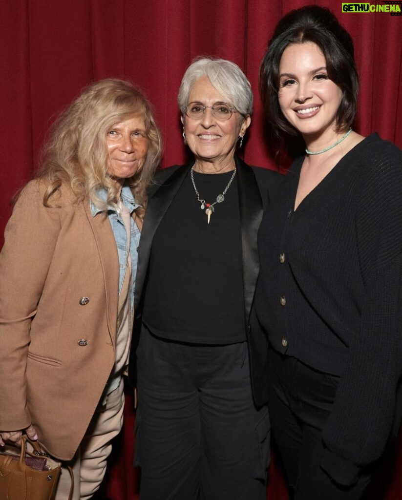 Lana Del Rey Instagram - Sometimes you just get lucky. Lucky enough to interview Joan Baez 💣 our family loves your beautiful family, Joan. The vulnerability you reveal in the film truly is a form of activism in its own way. And Karen! This film that you helped produce and make happen and the laughter we had that day will truly be treasured by me and chuck. I was barely back in California for a minute, and look how we hit the ground running.