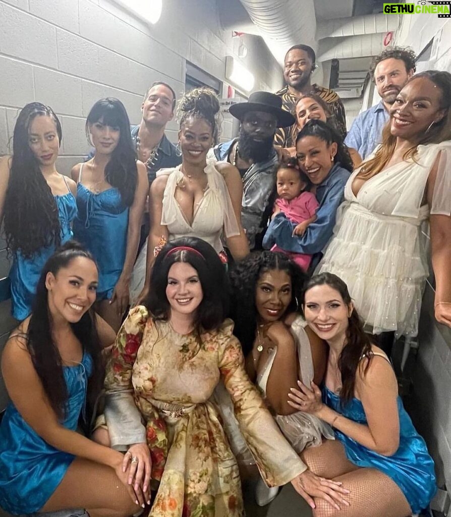Lana Del Rey Instagram - That’s a wrap for the first leg of our tour. And we’re gonna see you mid-September for the next half starting in Nashville! Look out for dates in the next day. Good times to come.