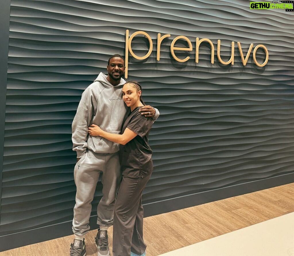 Lance Gross Instagram - This Christmas I Gifted @becmgross a Full-Body Scan with @prenuvo. If you remember, I had a scan done back in March and it was one of the best investments for myself and my loved ones. We all know the healthcare system today can be reactive and slow to diagnose disease, leading to poor health outcomes for many diagnosed conditions. The ability of catching potential problems early can save you. All that to say, if I’m here, I want you here with me baby. 😘#foreverandalways #prenuvo http://prenuvo.com/LANCE