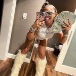 Latto Instagram - Rip me out da plastic I been actin brand new 💅🏼