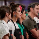Laura Londoño Instagram - El pico de la felicidad anoche con una pizza que logró alimentar a muchos niños en Colombia. Se lo perdieron? Pueden verlo por la app RTVE PLAY y por el link que les dejo en bio. @masterchef_es @rtve PNBS Programa nutricional basado en soya. Contribuye con la reducción de la desnutrición y la mejora de la salud alimentaria en Colombia. Está dirigido a las comunidades más necesitadas, que tengan un mínimo de 300 o más niños, adulto mayor, personas en condición de discapacidad y familias con problemas de desnutrición y hambre. Qué dicen, compartimos la pizza?
