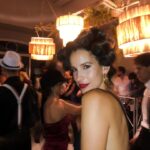 Laura Londoño Instagram - Por la mañana celebrando el amor de la familia. Por la noche celebrando el amor de la amistad. AMOR ES AMOR