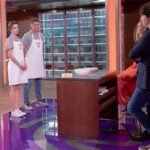 Laura Londoño Instagram - Pues arrancamos con una crema catalana en exteriores y una inglesa para helado de vainilla, abriendo un olla a presion sin volar por los cielos, unos mini Dim sum ergidos en "falso caldo" y un mini vestido 😅👌🏻 @masterchef_es #mccelebrity #masterchef @rtve Pueden revivir el capítulo y ver desde otros países por la app RTVE PLAY En España, todos los jueves a las 22:30 🌟