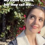 Laura Marano Instagram - I’m so late to this trend 😭 shoutout to @danimototherow for first telling me about it, and then @juliafallah11 for making most of the video and then sending it to me 😭❤️🤓