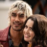 Laura Marano Instagram - Okay, I’ve been waiting MONTHS to ask this question: Who watched Choose Love…and which ending did you get??? 👀💕🙆🏻‍♀️