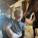 Laura Prepon Instagram - Making some new friends 🐴🥰
