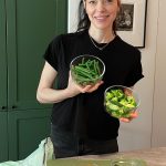 Laura Prepon Instagram - This week, I’m showing you how I get veggies into a last minute home cooked meal in no time!🥦🥕#PrepOn #GetYourPrepOn