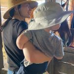 Laura Prepon Instagram - Making some new friends 🐴🥰