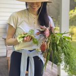 Laura Prepon Instagram - Fresh veggies from the garden. One of my happy places! What’s yours?