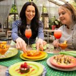Laura Prepon Instagram - I’m so happy to be partnering with @vitaliteusa cheeses! Their vegan cheese options are a delicious part of my flexitarian lifestyle and help me incorporate plant-based foods into my diet without sacrificing taste in my meal prep. Stay tuned over the next few months as I share some recipes using their Parmesan, cheddar, and mozzarella dairy-free options! #FinallyTheresVitalite #GetYourPrepOn #PrepOn