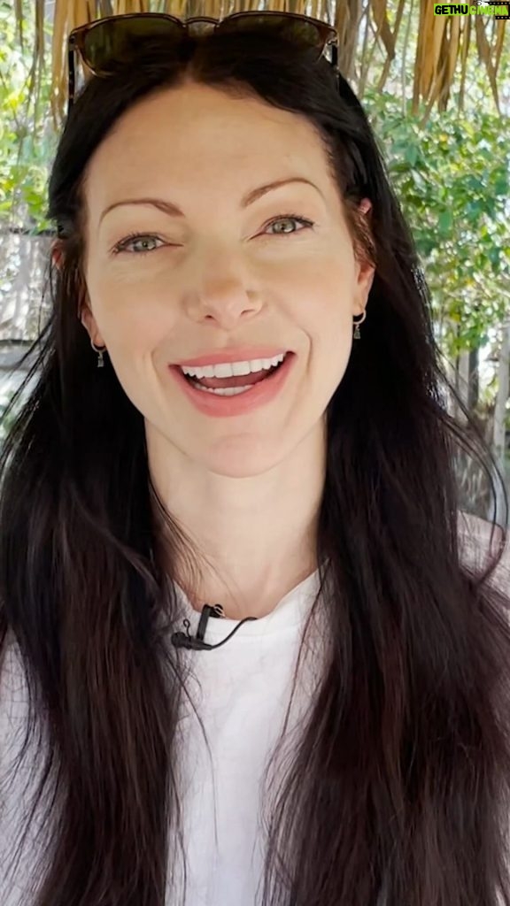 Laura Prepon Instagram - Hey guys! You had been asking for another Q&A, so here's the first of a few Q&A videos comin’ your way... Thanks for sending in your questions! #PrepOn #GetYourPrepOn