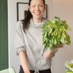 Laura Prepon Instagram - This week, I went to my local farmers market! One of my happy places. Hang with me as I #PrepOn my family’s food for the week so that it’s ready to reimagine into daily meals. #GetYourPrepOn