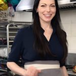 Laura Prepon Instagram - Hey guys! This week, #GetYourPrepOn with me as I head to LA for my latest appearance on @HSN! #PrepOn #bts @curtisstone & team — thanks for letting me borrow your test kitchen!