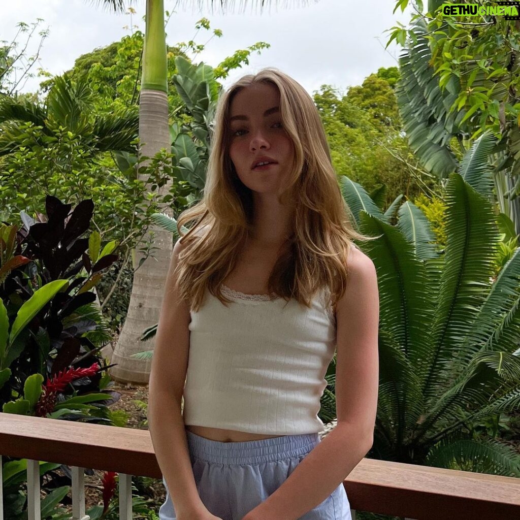 Lauren Orlando Instagram - archives Lana'i, Hawaii