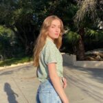 Lauren Orlando Instagram - springtime 🌞🌱