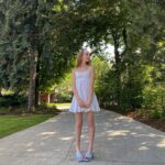 Lauren Orlando Instagram - brutal out here