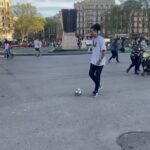 Laurent Bourgeois Instagram – We saw @marianastrukova and @ivan_panchenko12 from #ukraine playing soccer in #barcelona. We took a little break from work and interrupted their game 😂😂..Thank you for letting us play. Too much fun. Plaça d’Espanya, Barcelona