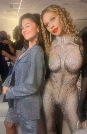 Laverne Cox Instagram - So many good memories from Monday night. Music, love, community.  #ClubRenaissance and @beyonce brings so many beautiful different people together. 
...
#TransIsBeautiful