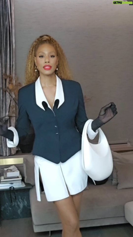 Laverne Cox Instagram - I just love this s/s 1992 suit by @manfredthierrymugler. You know about my Mugler obsession. #ThierryMuglerArchives #ThierryMuglerVintage #muglerettte #Muglerized #TransIsBeautiful
